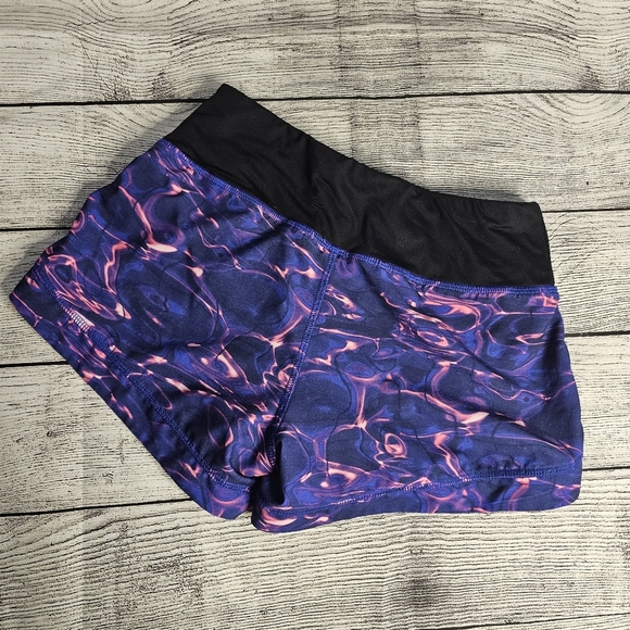 ATHLETIC shorts- vibrant! - Picture 2 of 10